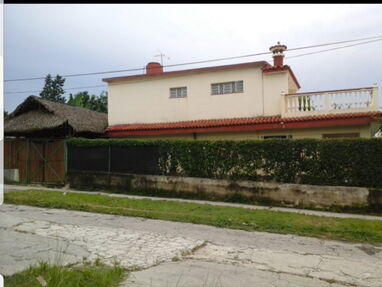 Vendo Amplia Casa  Biplanta ( Completa con Entradas independientes) - Img 62448321
