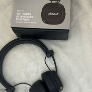 Auriculares Marshall IV, Audífonos. Carga inalámbrica .Bluetooth, mas de 2 dias de autonomia. - Img 55682681