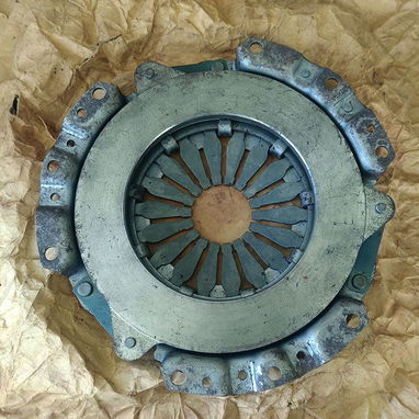 Plato opresor de nissan b13 - 2/3
