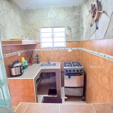 J Casa con piscina en Guanabo/Alquiler de casa en Guanabo/Rent a house in the beach / GUA-001 - 4/4