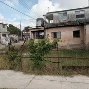 Permuto o vendo casa en Mantilla por cuarto en Santos Suárez, Luyanó o Lawton. - Img 55055464
