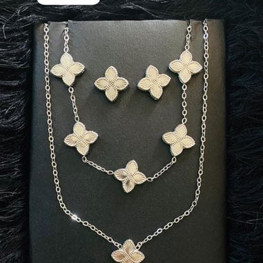 Bellas prendas de acero inoxidable chapadas en oro - Img 119017311