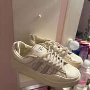 tenis adidas de bad bunny número 39 ! - Img 56171650