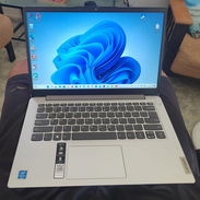 Vendo Laptop Lenovo Prácticamente nueva.Intel Petium Silver Quad Core de 4 núcleos 10ma generación.128 SSD. - Img 55966018