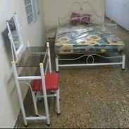 JUEGOS DE CUARTO Cama + mesitas+ colchón+ comidita + almohadas - Img 57189662
