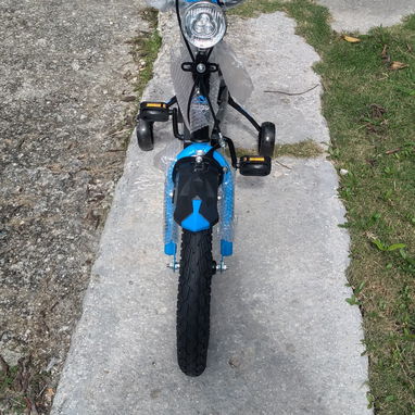 Regalo ideal para tu peque en estas vaciones llenas d apagones bici azul medida 16 ya armada cn los accesorios - Img 123124675