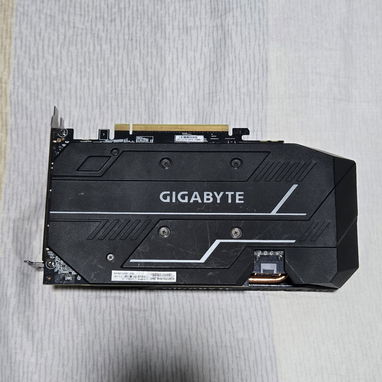 GIGABYTE GeForce RTX 2060 6GB - 2/3