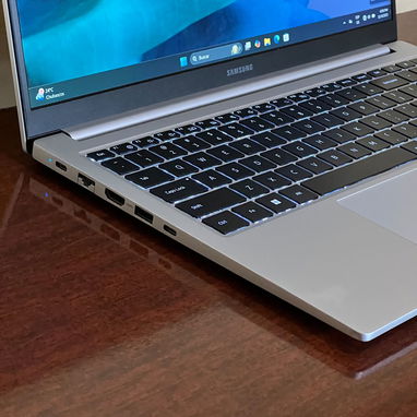 Laptop Samsung Galaxy Book 4 - 4/4
