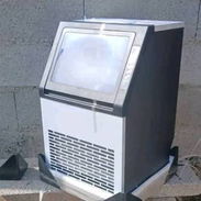 Maquina de hielo comercial 100 libras cada 24 horas 1400 usd rebaja 👀👀👈🏽 - Img 57025483