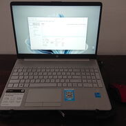Ganga! Vendo Laptop HP i3 11na gen, 16gb RAM @ 3200Mhgz, 256gb Sólido, 15.6' & W11. Se da garantía de 15 días, impecable - Img 45626542