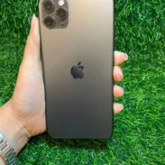 iphone 11 pro max-64gb-76%bat-libre de fabrica(no face id)(impecable)-(cargsdor y mica)-Gris🩶 - Img 55098016