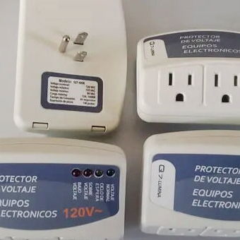 SOY DE LUYANO 🏠 CUENTO CON MENSAJERIA A TODA LA HABANA 🇨🇺. http://wa.me/50240480 💲12 USD...PROTECTOR DE VOLTAJE DE - Img 123815885