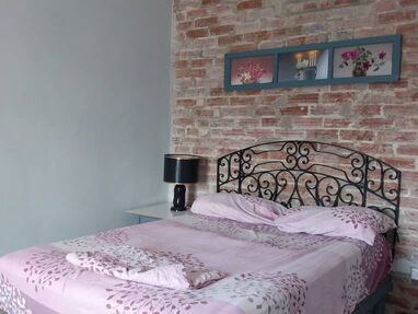 Se vende apartamento en la Habana Vieja en óptimas condiciones - Img 64165123