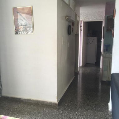 Vendo apartamento en el vedado frente al malecón - Img 87043639