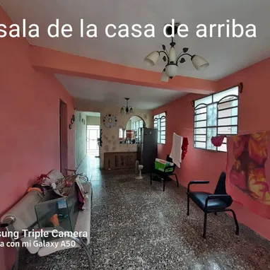 Se vende casa independiente de dos plantas en guanabacoa reparto mañana, ideal para familia grande - Img 123334987