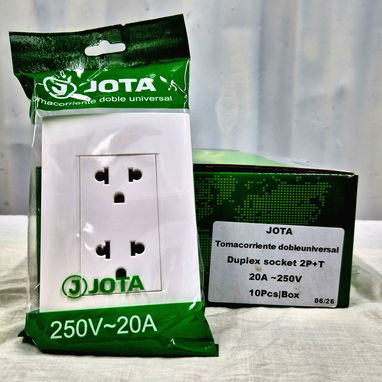 Tomacorrientes e Interruptores - 2/6