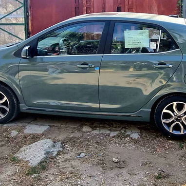 Vendo o negocio kia picanto del 2025 cero milla con 45 kilómetros nada más - Img 102409044