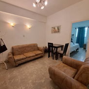 Se alquila apartamento de 1 cuarto en el Vedado. Por largo plazo. Amueblado - Img 55724567