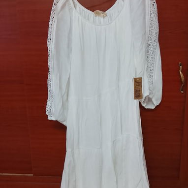 VESTIDOS DE DIFERENTES TALLAS Y ESTILOS - 7/8