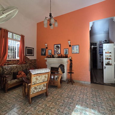 Vedado casa independiente - Img 125043698