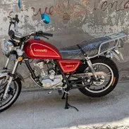 🏍️ MOTO DE COMBUSTIÓN LEXZUKI MODELO H 🏍️ ⚙️ Características • 150 cc • Caja 6ta • Alarma y música por Bluetooth • - Img 58398279