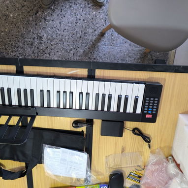Piano digital de 88 teclas - Img 115210120