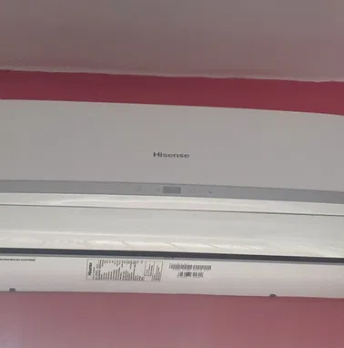 🔥 **OFERTÓN: Split Inverter Hisense 1 Tonelada (Perfecto para reparar o repuestos)** 🔥 - Img 97222773