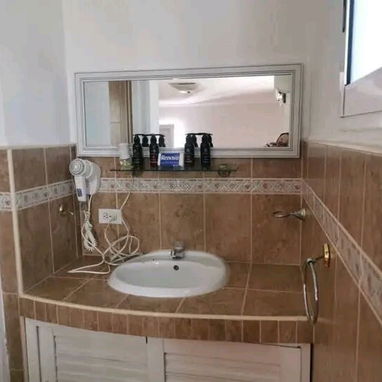 Cod.Z ‼️ Casa en alquiler en Varadero. Capacidad 10 personas - Img 115504958