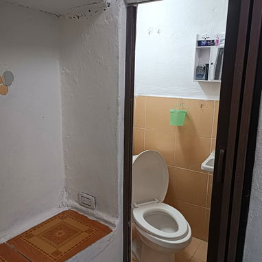 VENDO UNA CASA EN LA HABANA VIEJA - 5/5