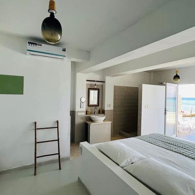 Casa completa en La Habana, Cuba 3 recámaras, 5 camas, 3 baños en venta - Img 122920116