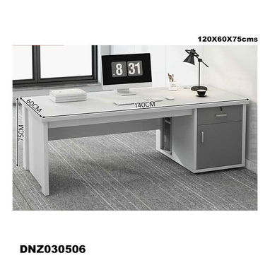 Escritorios o mesa de computadoras. Mensajería por costo adicional - Img 117385876