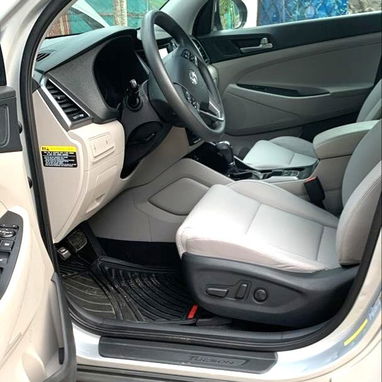 Vendo hyundai tucson 2018 - 2000cc gasolina 63000 millas - Img 110653126
