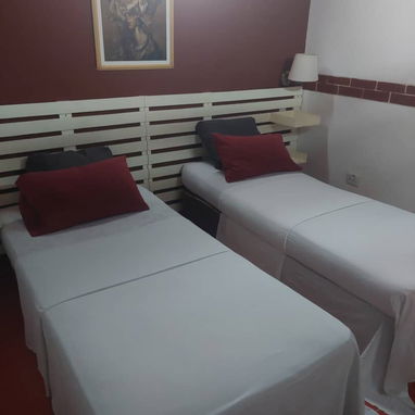 Casa de renta a pocos pasos del Prado y hotel Sevilla - 5/10