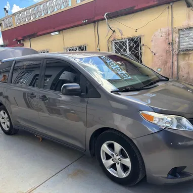 Toyota sienna en venta - Img 123428500