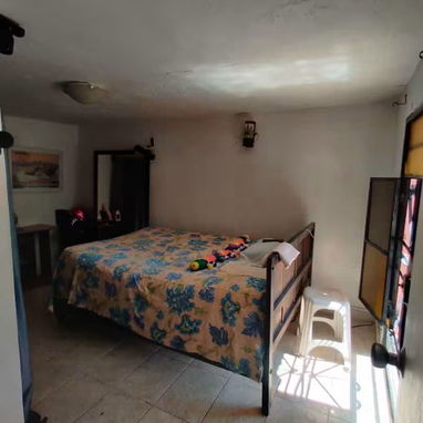 Oportunidad en Miramar: Casa Independiente de 4 Habitaciones con Apartamento Anexo !!! - 4/9