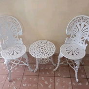Juego de sillas de aluminio con mesita de centro - Img 54134642