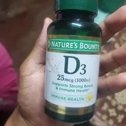 Pomo de vitamina D3 de 120 capsulas 1000 IU - Img 55648184
