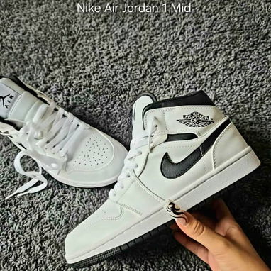 Nike Air Jordan 1 Mid‼️ - 3/4
