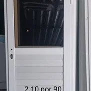 Puerta de aluminio mejor precio imposible contamos con mensajería gratuita en toda la Habana - Img 55483844