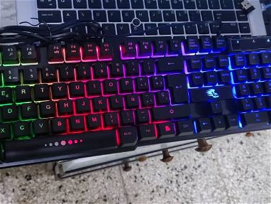Kit de teclado y mouse gamer RGB nuevos - Img main-image-46007973
