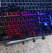 Kit de teclado y mouse gamer RGB nuevos - Img 46007973