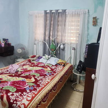 Vendo apartamento capitalista en Vedado próximo a 23 y 26 - Img 121397242