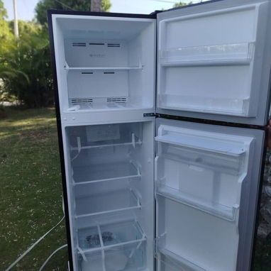 Refrigerador Royal 11.2 pies con dispensador y congelación seca inverter $550 USD con transporte incluido - Img 120654265