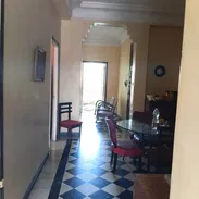 Apartamento en buen estado constructivo en el segundo piso de un edificio capitalista de 4 pisos en el Vedado - Img 56752258