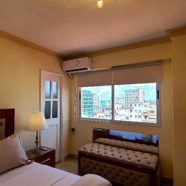 🧭 Hermoso Apartamento de 1 Habitación con Vista al Mar en el Vedado (No se Va la Luz) REF 1435 - Img 109842138