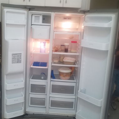 Vendo dos refrijeradores de uso - Img 125401648