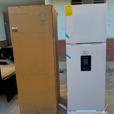 REFRIGERADOR PREMIUM 11.7 PIES CON DISPENSADOR - Img 121339251