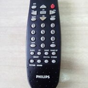 Vendo Mando de Televisor Philips 19". - Img 45296297