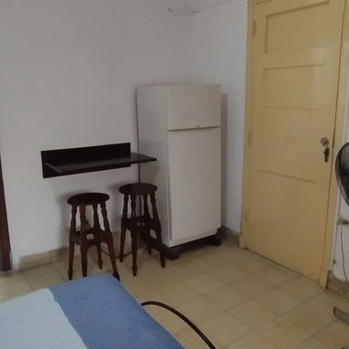 Se renta apto en el vedado - Img 125676509