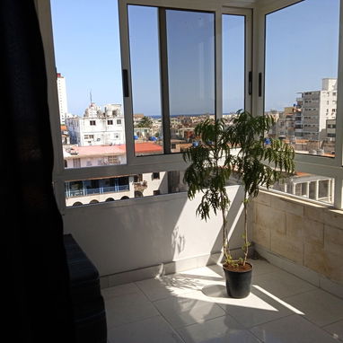 Renta de apartamento independiente vista al mar 1 habitación Vedado - Img 121363298